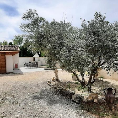 Chalet Au Pied Du Mont Ventoux Mormoiron Εξωτερικό φωτογραφία